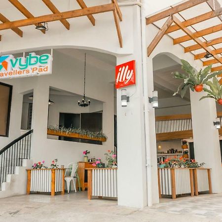 Апартаменты Vybe Travellers Pad Багио Экстерьер фото